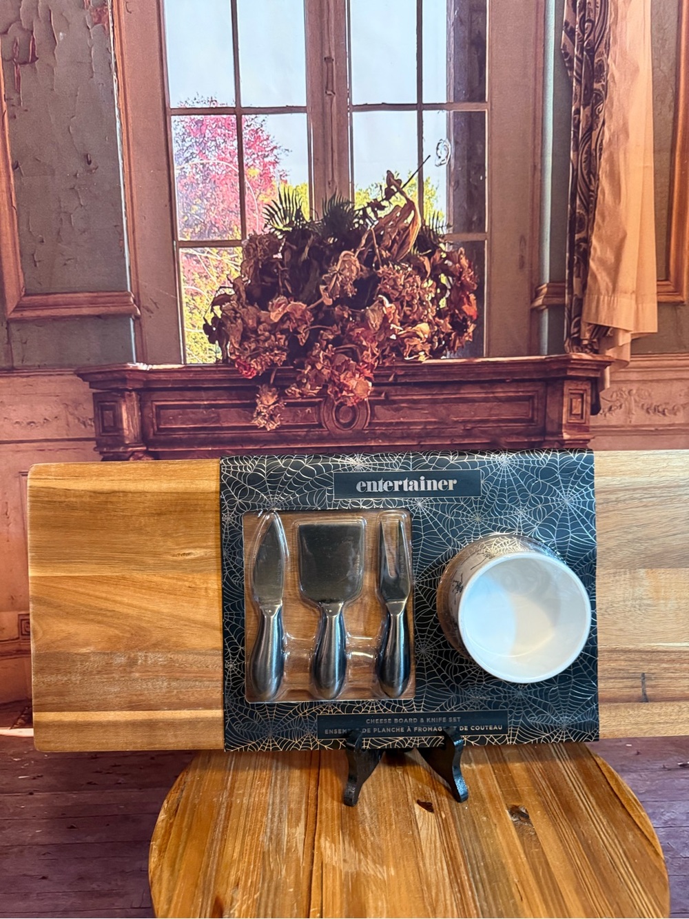Halloween Standing Charcuterie Cheese Knife Set with White Ceramic Dip Bowl NWT